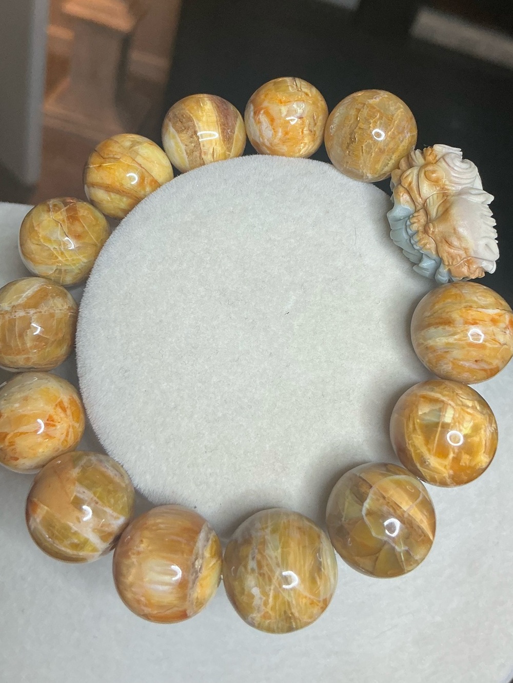 Golden Opal 14mm with Alashan Sleeping Fox - Picture 2 of 4